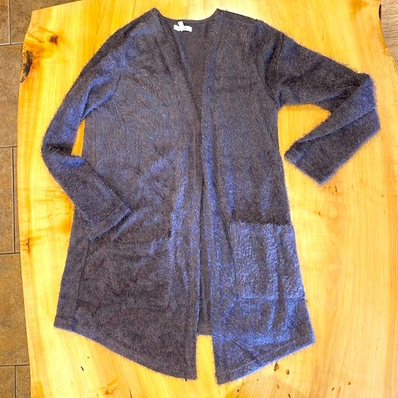 Medium Maurices fuzzy gray cardigan sweater - Picture 1 of 4